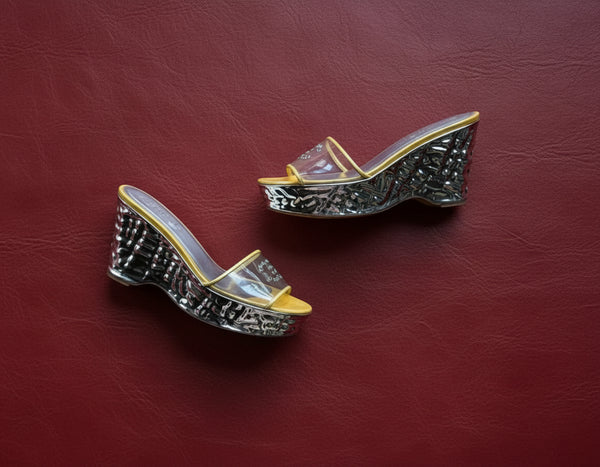 6US RARE CHANEL 00s WEDGES
