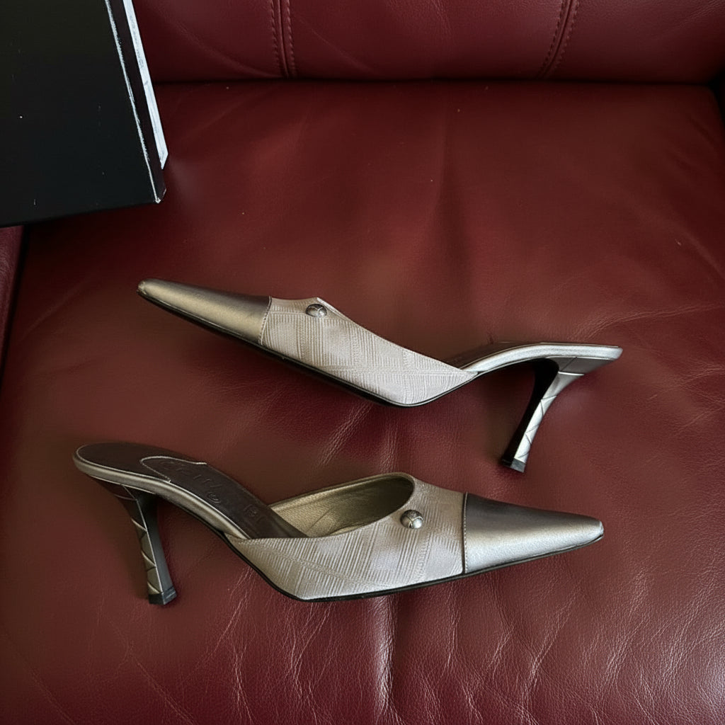 7US SILVER CHANEL POINTED TOE