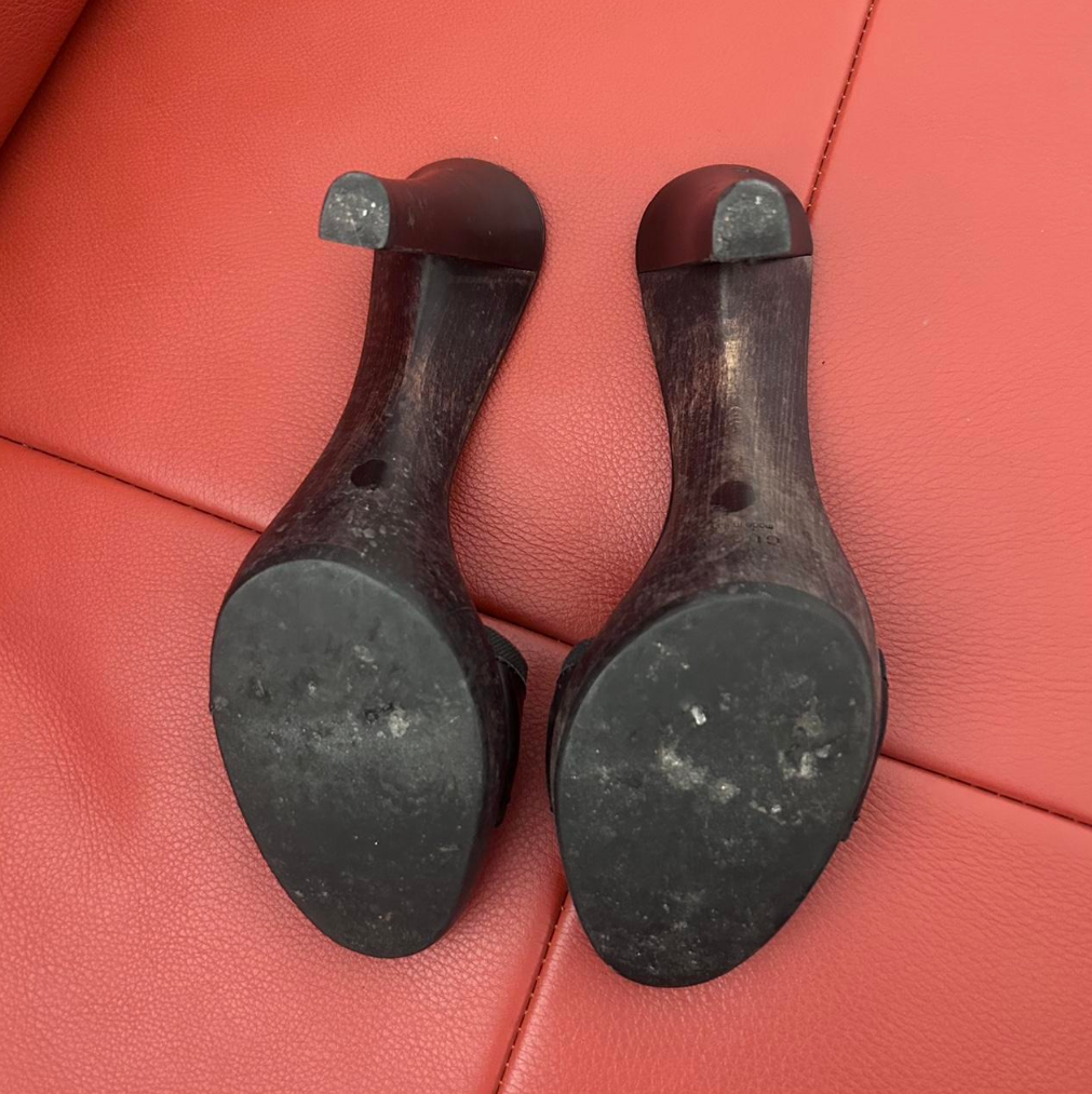 7US GUCCI GG LOGO MULES